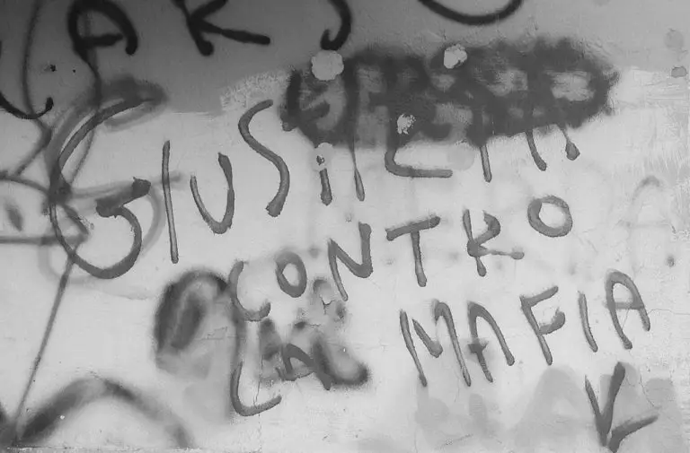 Le mafie sparano meno, ma governano meglio
