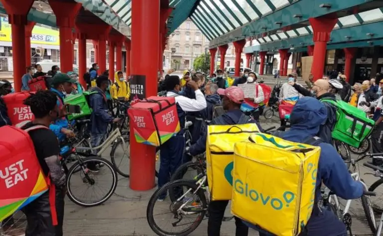 Rider, tre euro per cinque chilometri: sciopero a Firenze