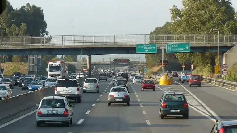 La mobilità italiana scaricata sui cittadini