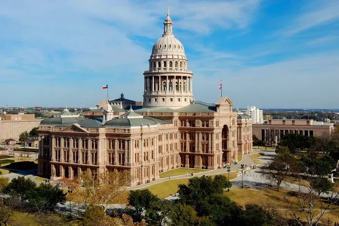 TexasStateCapitol-2010-01