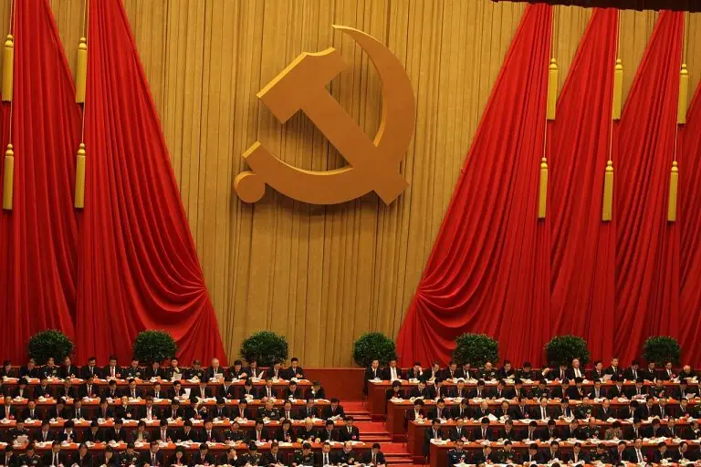 Xi invecchia, il partito seleziona. Ma non gli operai