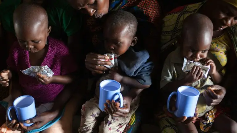 Nestlè sotto accusa: zucchero nei cereali per i bimbi africani